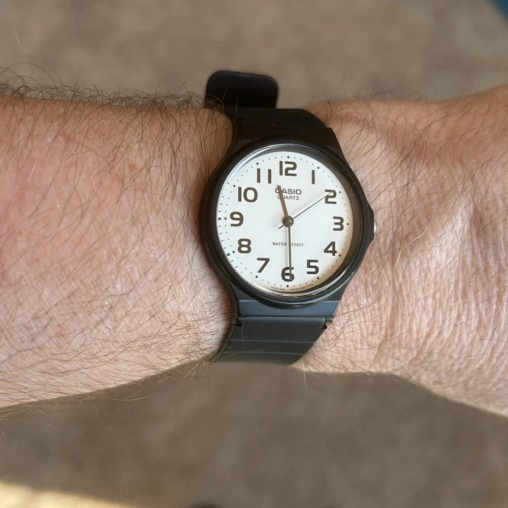 Casio MQ-24 - Picture 7 of 9